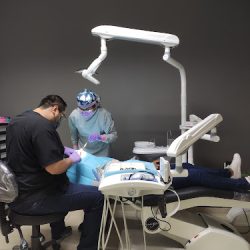 A&r Dental