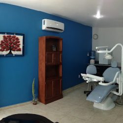 Arcos Dental Dentista - Odontología
