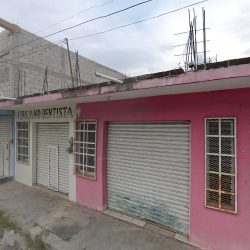 Cirujano Dentista Dental Karsona Dr. Carlos A. Aguilar Carbajal