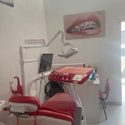 Cirujano Dentista Dr Christian Gallegos