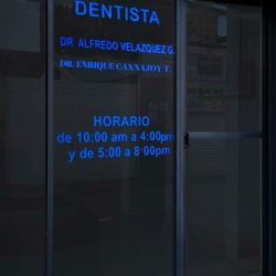 Cirujano Dentista Dr. Enrique Caxnajoy
