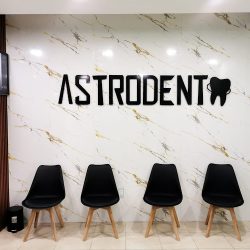 Clínica Dental Astrodent