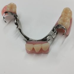 Clinica Dental De La Dr. Laura E. Valdez.