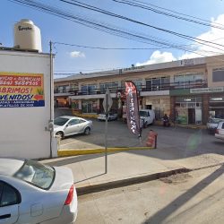 Clínica Dental Del Mar- Dr. Rene A. Zumaya