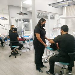 Clínica Dental Pro, Dentistas Especializados