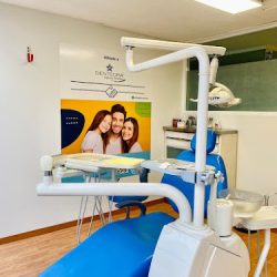 Clinica Dental Teeth And Tooth