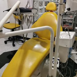 Consultorio Dental , Dr. Fernando Lara.