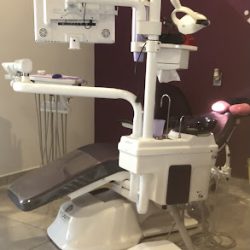 Consultorio Dental Karla Rojo