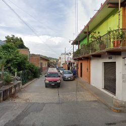 Consultorio Dental Portugués