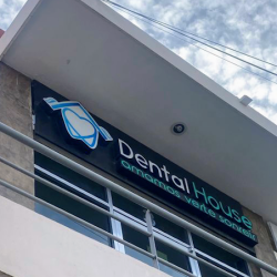 Dental House
