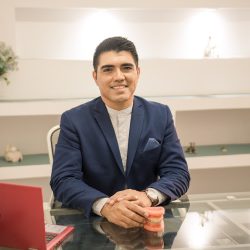 Dental Serrano: Dentista Augusto Elorza