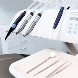 Dental Studio & Cirujano Dentista