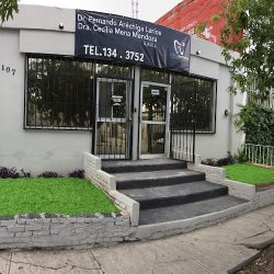 Dentales Dr. Fernando Arechiga