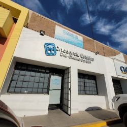 Dentique By Dra. Cinthia Borbon