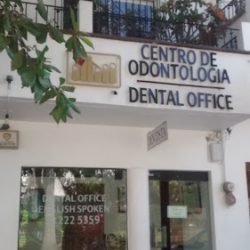 Dentist Dr. Ignacio Gómez