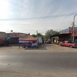 Dentista Alex Sandoval