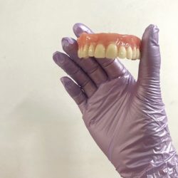 Dentista Angela Loza
