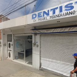 Dentista Dr. Miguel Mandujano Espino