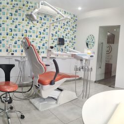 Dentista Gdl. Dra. Marcela Valle Aguirre