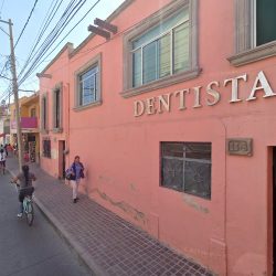 Dentista