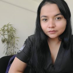 Dentista Reyna Maricela Gómez Barrera