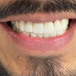Dentista Victor Manuel Cervantes Y Lopez, Dentista - Odontólogo