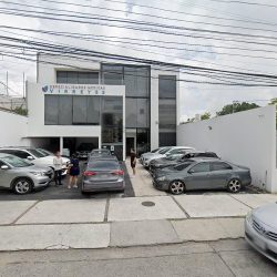 Dr. Alfonso Ortiz Vidarte, Dentista - Odontólogo