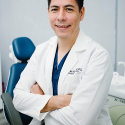 Dr. Daniel Fernández Periodoncia E Implantes Dentales