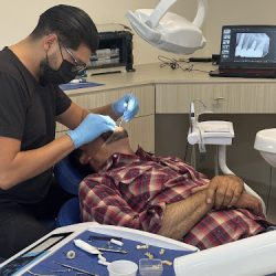 Dr. David Antonio Gómez Villaseñor, Dentista - Odontólogo