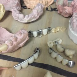 Dr.francisco G.reyna Anaya Dental Center