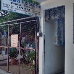 Dr. Hebert Ruiz Santoyo Cirujano Dentista