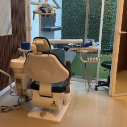 Dr. José Luis Gil Pérez, Dentista - Odontólogo