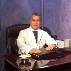 Dr. Ramón Montes De Oca Colin.´., Dentista - Odontólogo