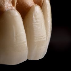 Dr. Ricardo Lemus, Rehabilitación Oral Estética E Implantología Dental