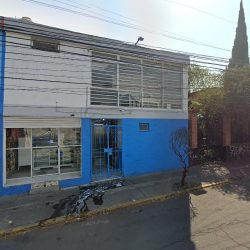 Dra. Ana Victoria Plata Martínez, Dentista - Odontólogo