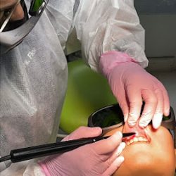 Dra. Flor Arriaga (odontología Láser)
