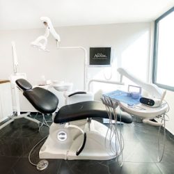 Dra. Geovana González Paredes, Dentista - Odontólogo