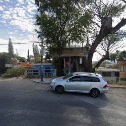 Dra. Kathie Varela, Dentista - Odontólogo