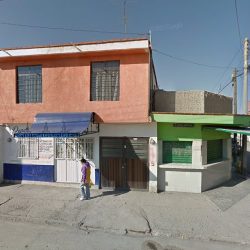 Dra. Leticia Zarazua, Dentista - Odontólogo