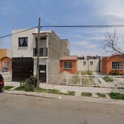 Dra Lizeth Dentista Y Médico Familiar Lucero
