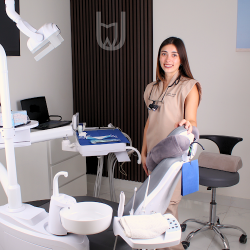 Dra. Luisa Sánchez, Dentista Unique Dental Clinic