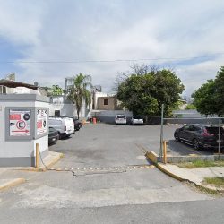 Dra. Marcela García, Dentista