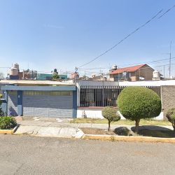 Dra. Martha Medrano Vieyra, Dentista - Odontólogo