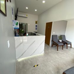 Dra. Mónica Bridgette Guerrero Martínez, Dentista - Odontólogo