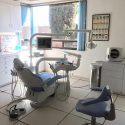 Dra. Montserrat Roa Márquez, Dentista - Odontólogo