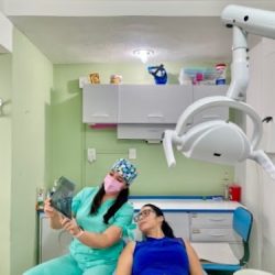 Dra. Nayeli Ugalde Cabañas, Dentista - Odontólogo