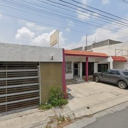 Dra. Nydia Ivett Barriguete Salinas, Dentista - Odontólogo