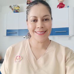 Dra. Rosy Osnaya, Dentista - Odontólogo - Odontopediatra