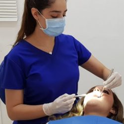 Dra. Valeria Yeverino Palomares, Dentista - Odontólogo