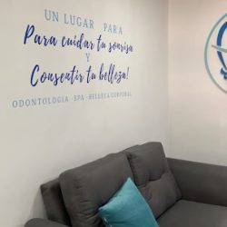 Dra. Zury Sarai Moreno Soto, Dentista - Odontólogo